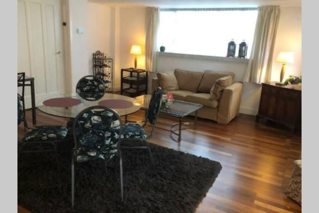 Vrijstaande Rietgedekte Villa Nabij Uitvalswegen Wassenaar Exteriör bild