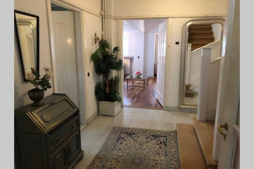 Vrijstaande Rietgedekte Villa Nabij Uitvalswegen Wassenaar Exteriör bild